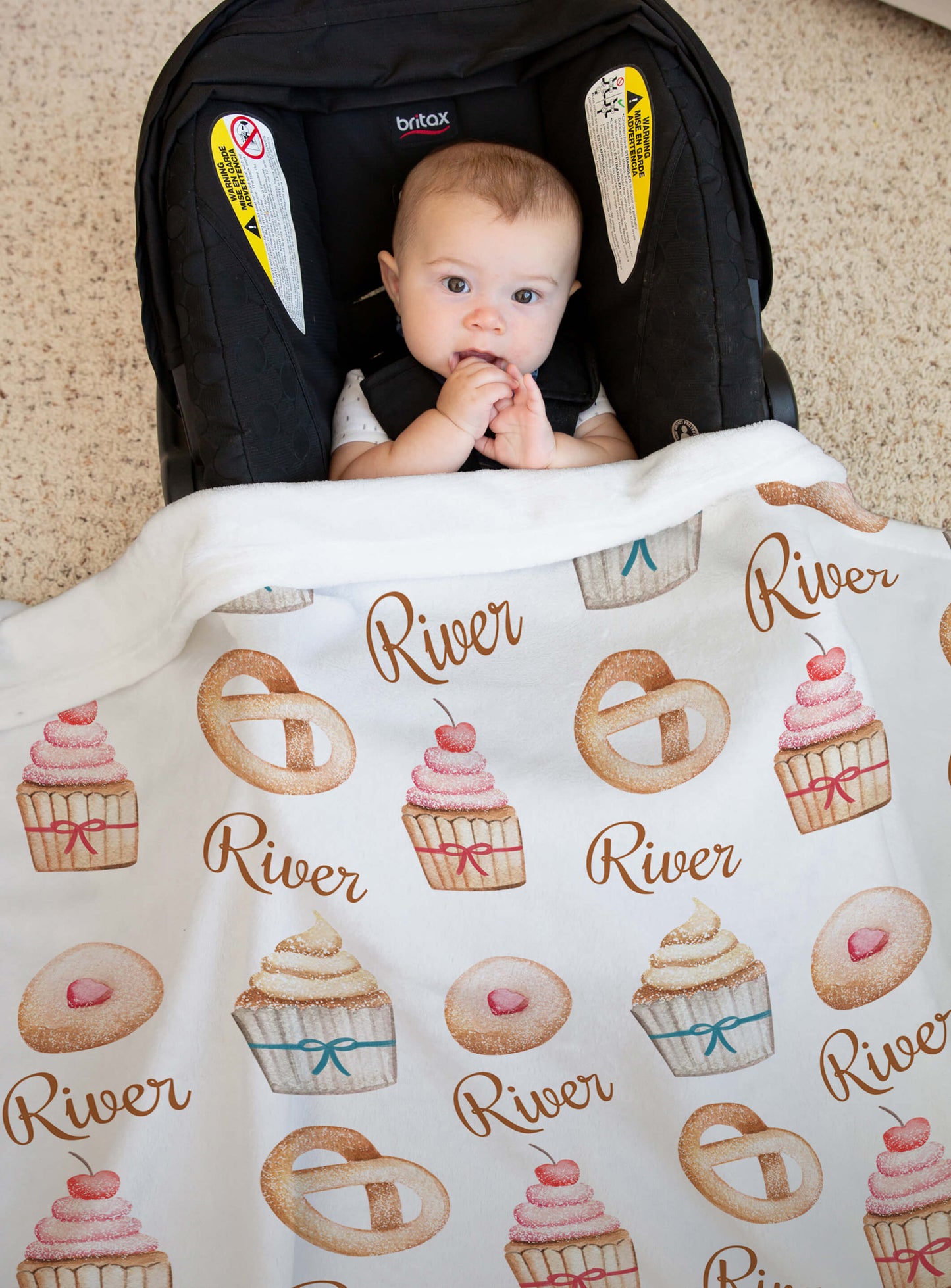 Personalized Minky Blanket with Name and Cakes